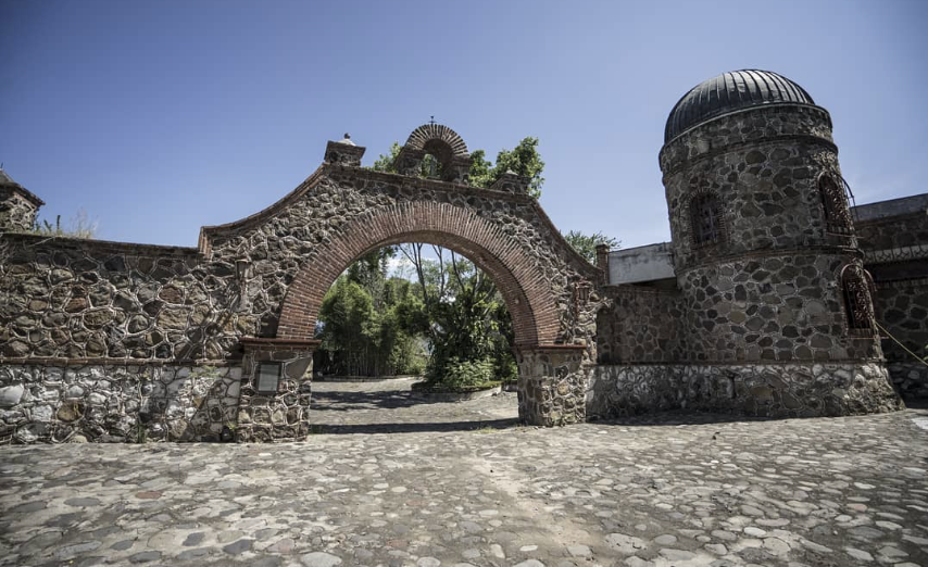 Arco de piedra de la Hacienda del Apantle